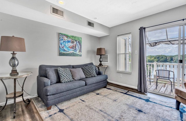 Waterfront Striper’s Landing condo with views, pool & boat launch - near dining