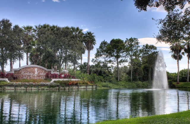 Waterfront, Tee Time in Paradise