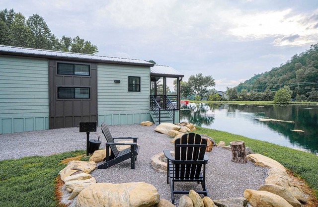 Waterfront Tiny Home | Bluegill Cabin