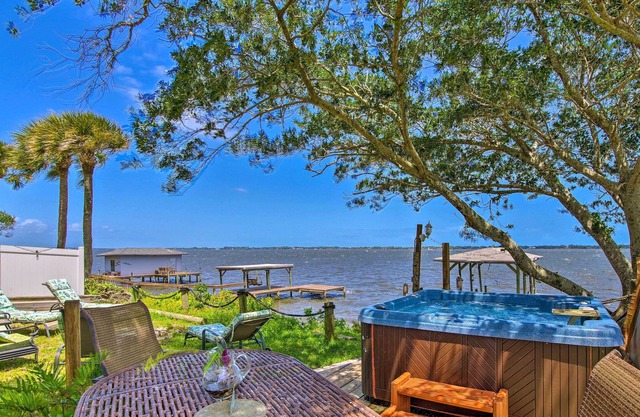 Waterfront Villa with Deck & Dolphin Watching!