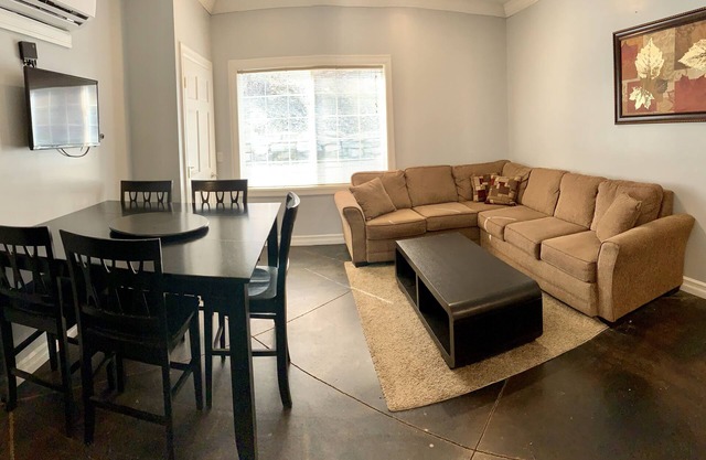 Watkins Glen 3-Bedroom Suites Unit 3