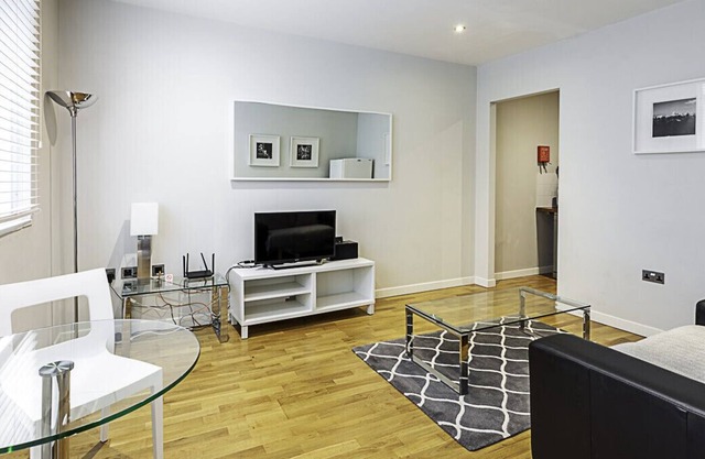 Watling Street Residence 6
