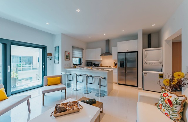 Waykiri Unit A-12 Luxurious New Apartment, Noord