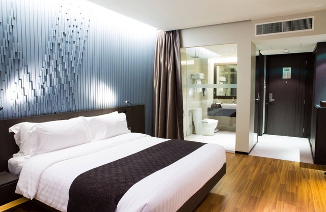 We provide Hotels and Resorts in India. Feel free to contact us for a holiday