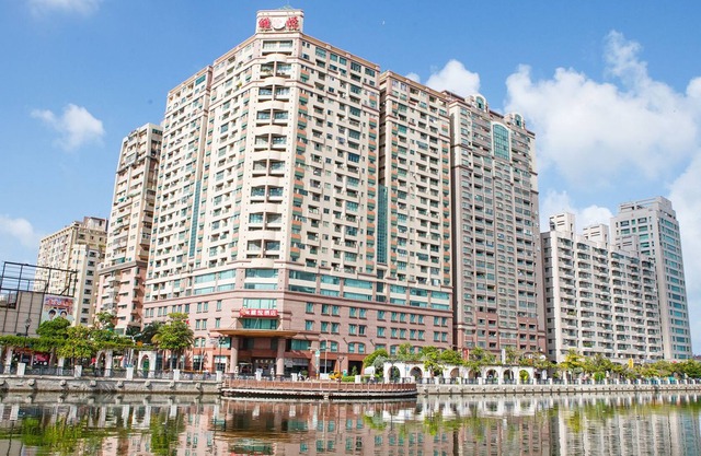 Wei-Yat Grand Hotel