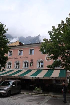 Weisses Rössel-Cavallo Bianco