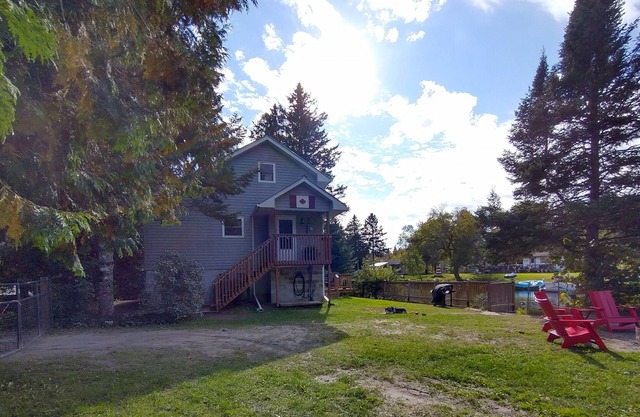 Welcome to Riverside Resort, Fenelon Falls!