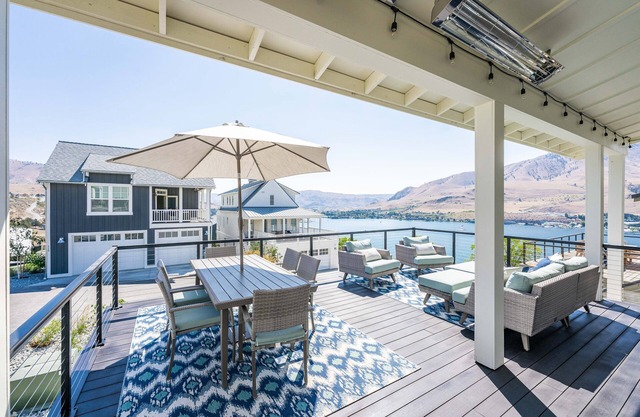 Welcome to Shore Beats Work at The Lookout at Lake Chelan