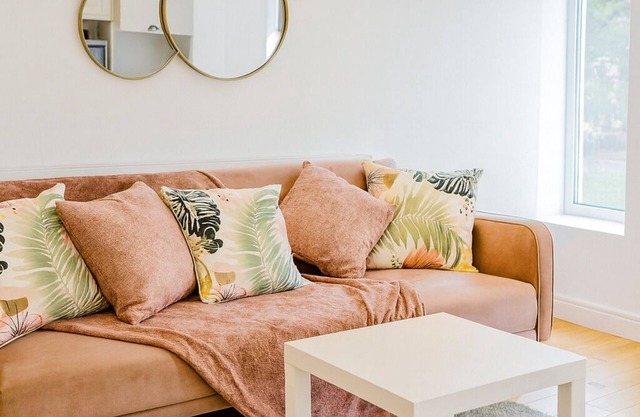 Welcome to Your Stylish City Stay in Cardiff