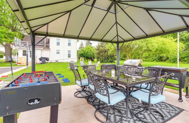 Welcoming Port Clinton Vacation Rental!