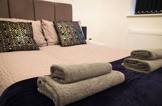 Welcoming, Spacious Ground Floor Apartment