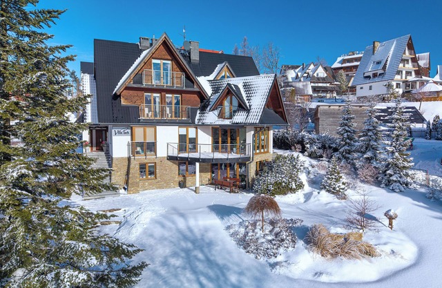 Welcoming VILLA PARK bed & breakfast in Bukowina Tatrzańska