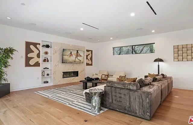 West Hollywood Escape