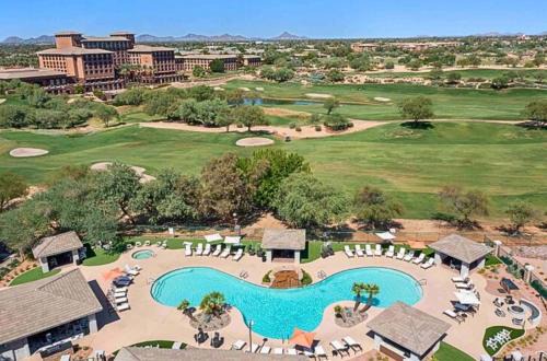 Westin Kierland Area - Great for Groups - Scottsdale Stay with Parking - N302