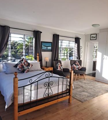 Whale Tale near Kite Beach