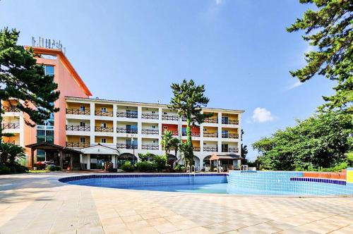 Whinstone Hotel & Resort