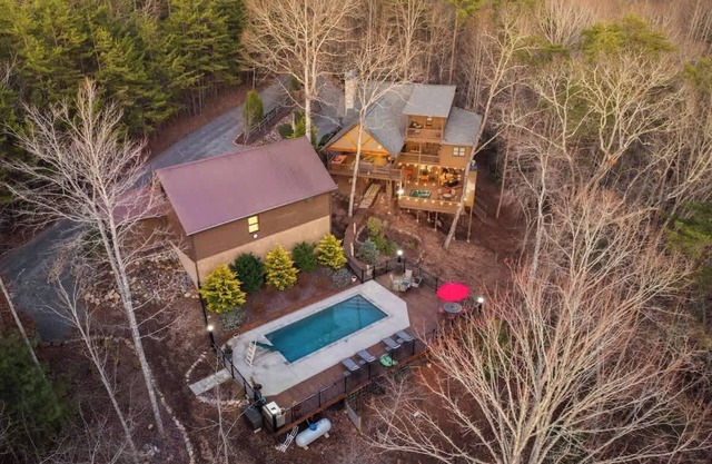 Whispering Bear Lodge