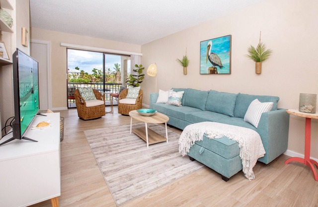 Whispering Palms- Waterfront Condo on Sanibel Island