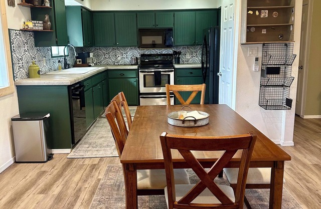 White Mountain Hideaway Cozy & Peaceful Retreat in Eagar AZ