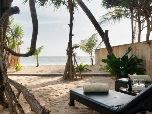 White parrot beach villa