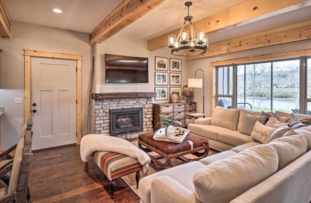 White River House for fishing w/Private River Access and Boat Launch!