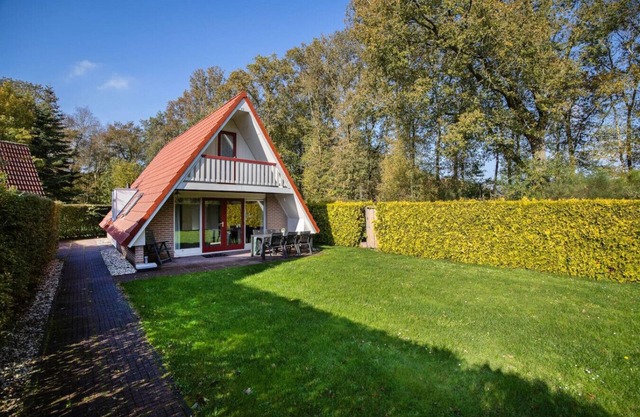 White Wagtail I Beautiful Bungalow near the Woods