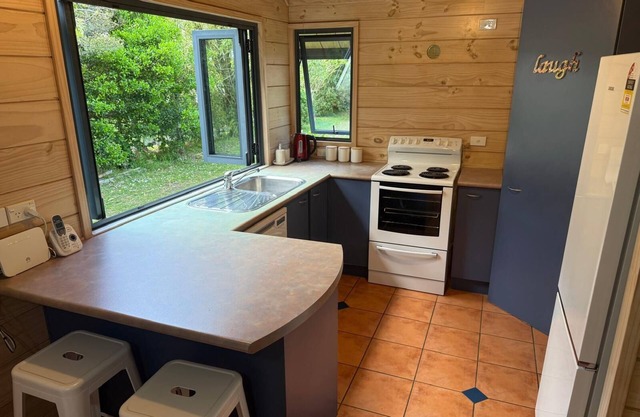 Whitianga River Front Cottage - the best of both worlds!