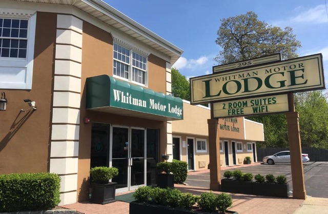 Whitman Motor Lodge
