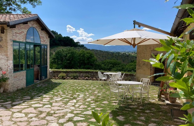 Whole Apartment in Spoleto with Private Parking and Wonderful Views