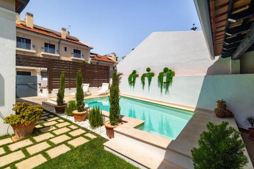 WHome Luxurious Oeiras Stay with Private Pool
