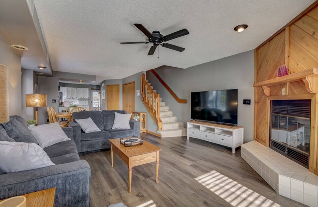 WI Dells Hideaway Condo on Lake Delton - Lake access with boat slip (upon request)