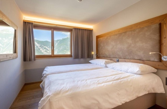 Wifi, ski-in/ski-out & foot of the slopes, sauna, hammam, tv, ski locker, 48m², Vercorin