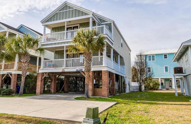 Wildhurst by the Sea