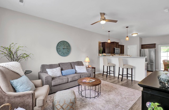 Willow|Townhome close to the BEACH!