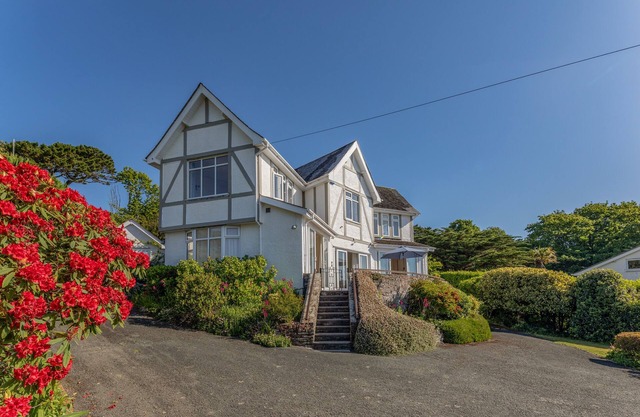 WINDY HEATH, pet friendly, country holiday cottage in Salcombe