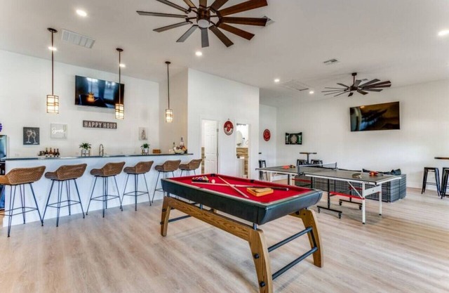 Wine Country Compound I Pool & Hot Tub I Club House and Casita!