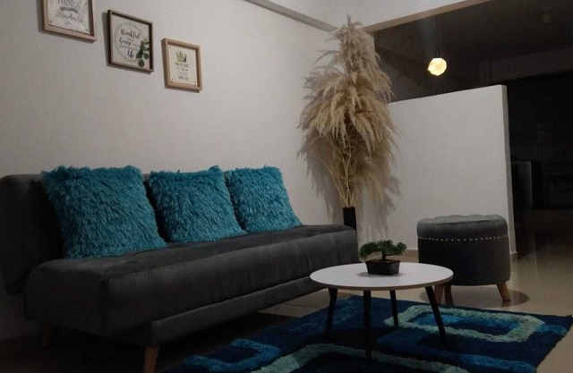 Wing-Apartment in the tourist area of Cali