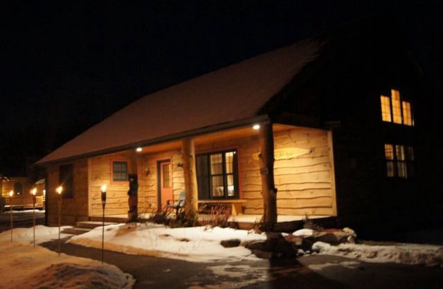 Wis Dells Home (The Baitshop, decorated fishing theme)