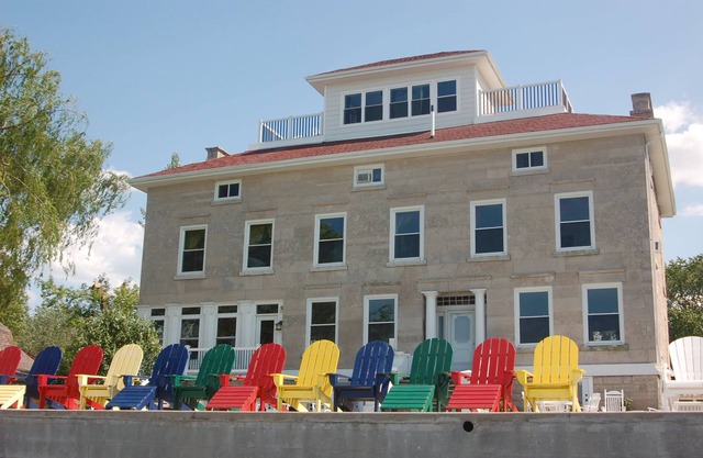 WONDERFUL HOME for REUNIONS! SEPT 26-28, OCT 24-26 and OCT 31-NOV 2 OPEN!