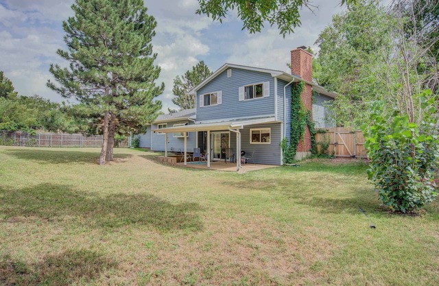 Wonderful Pines! Spacious Yard w/Hot Tub
