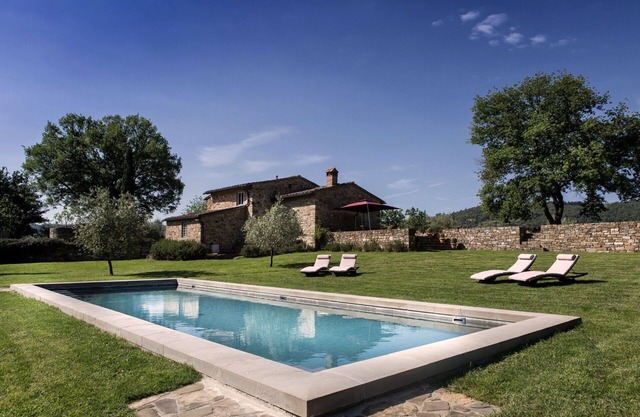 Wonderful private villa with A/C, WIFI, private pool, TV, veranda, panoramic view and parking