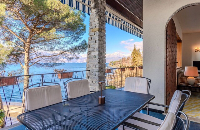 Wonderful private villa for 7 people with WIFI, TV, terrace and pets allowed