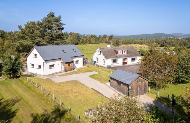 Wonderful private villa for 6 guests with WIFI, TV, patio, pets allowed and parking