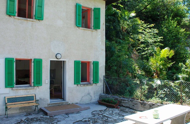 Wonderful private villa for 4 people with WIFI, TV, patio, pets allowed and panoramic view