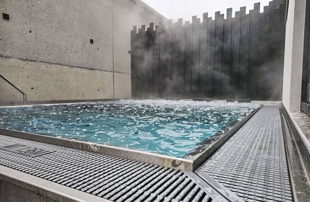 Wonderful private villa for 20 guests with TV, terrace, pets allowed and panoramic view