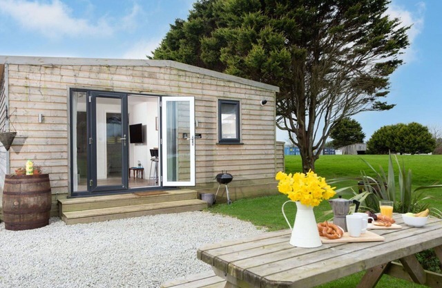 Wonderful private villa for 4 guests with WIFI, TV, pets allowed and panoramic view