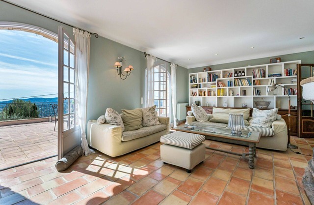 Wonderful private villa for 8 people with WIFI, private pool, TV, terrace and parking