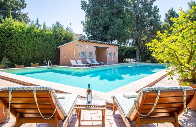 Wonderful private villa with WIFI, private pool, hot tub, A/C, TV, panoramic view and parking