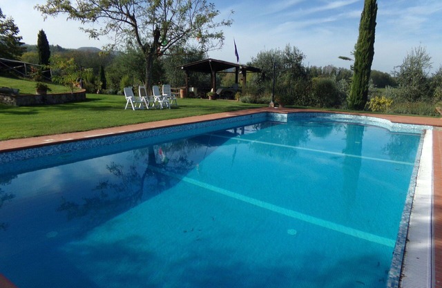 Wonderful villa for 6 people with WIFI, private pool, A/C, TV, patio, pets allowed and parking