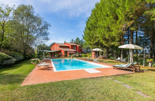 Wonderful villa for 4 people with WIFI, private pool, TV and parking